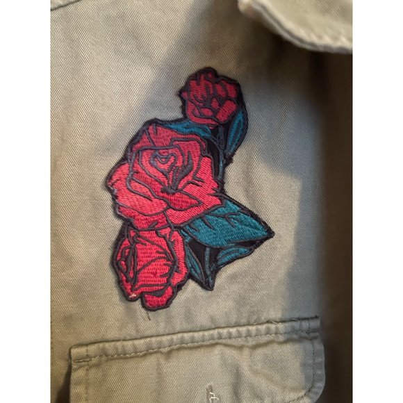 PUBLIC OPINION SHACKET SIZE LARGE ROSE PATCHES EMBROIDERED OLIVE GREEN UTILITY - Picture 4 of 9